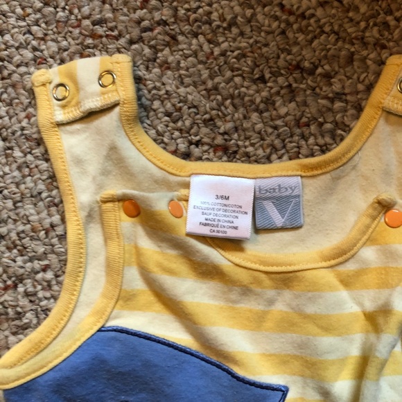 EUC Rompers 3-6 months - Picture 2 of 4